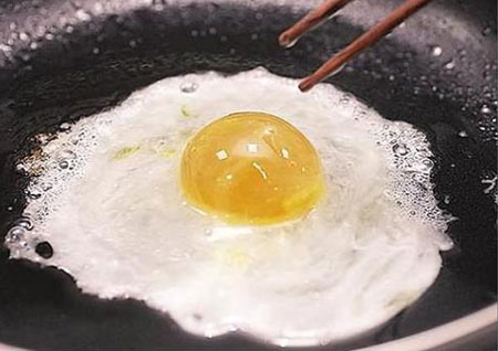 Rợn người: trứng 100 đồng/quả, Tin tức trong ng�y, 